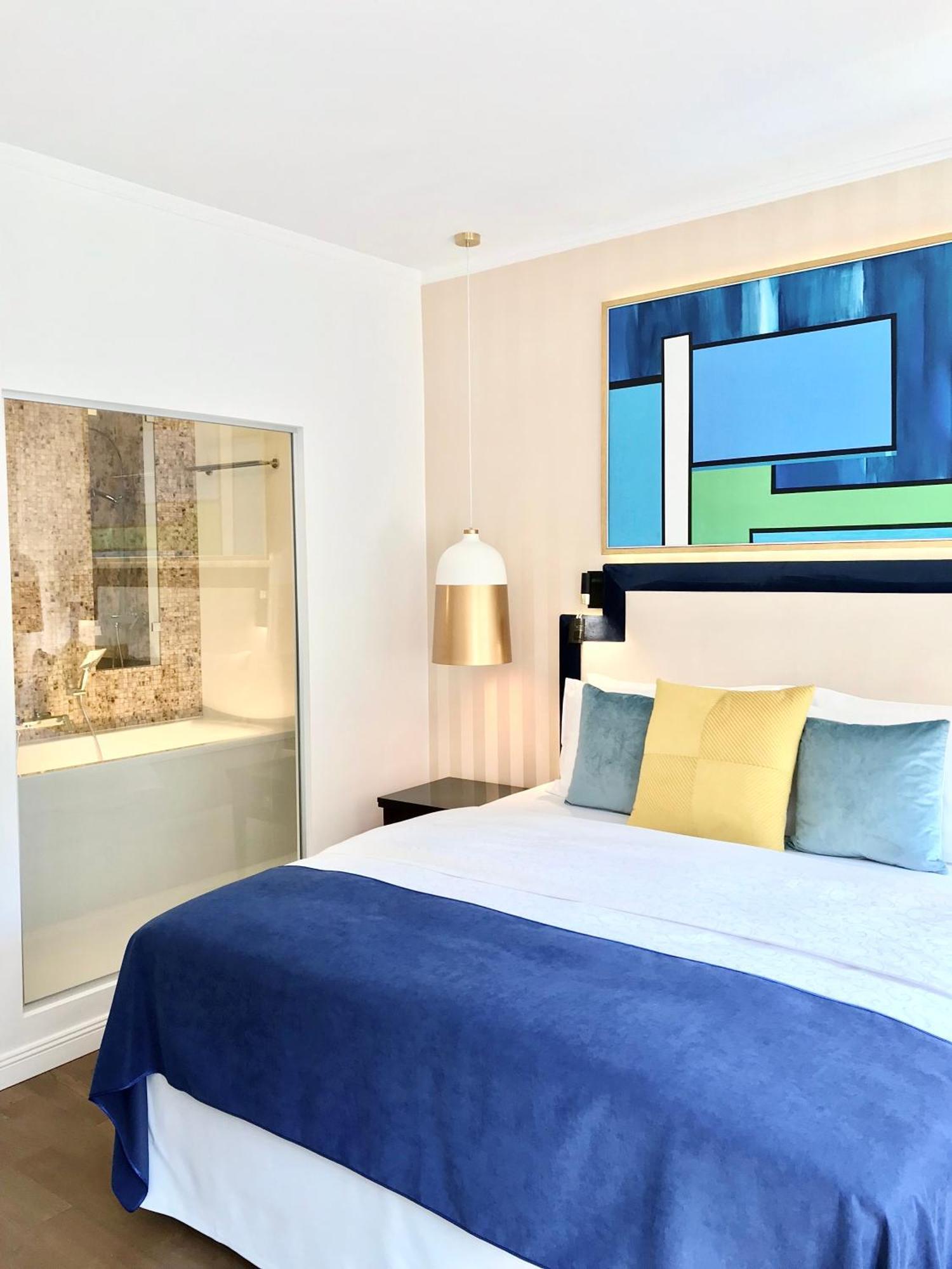 Mondrian Luxury Suites Unesco Old Town Варшава Номер фото
