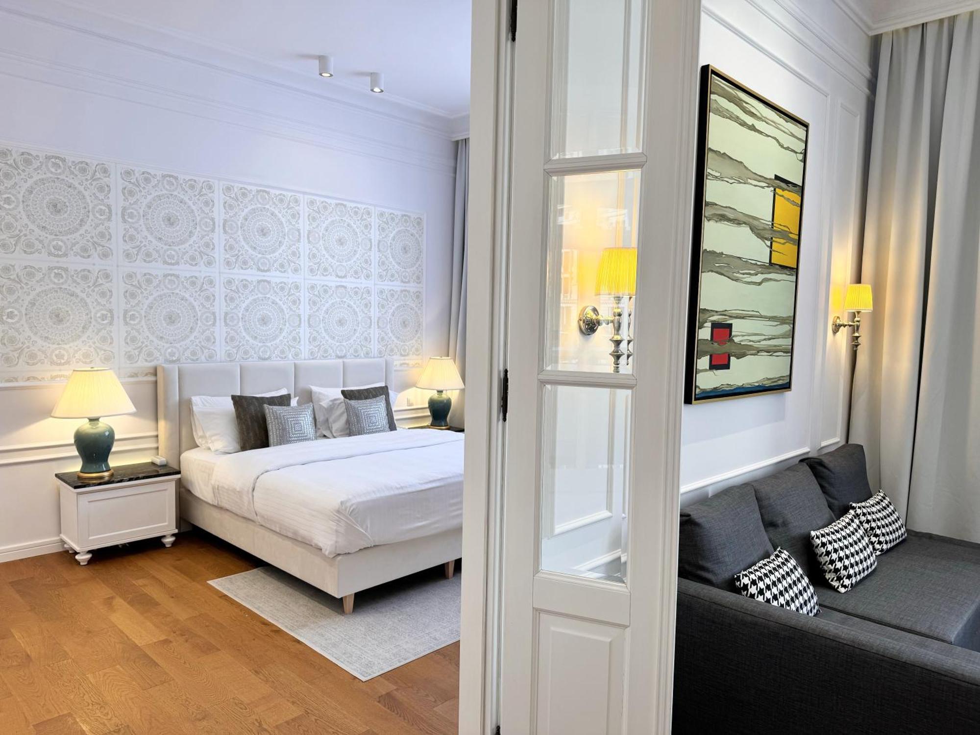 Mondrian Luxury Suites Unesco Old Town Варшава Экстерьер фото