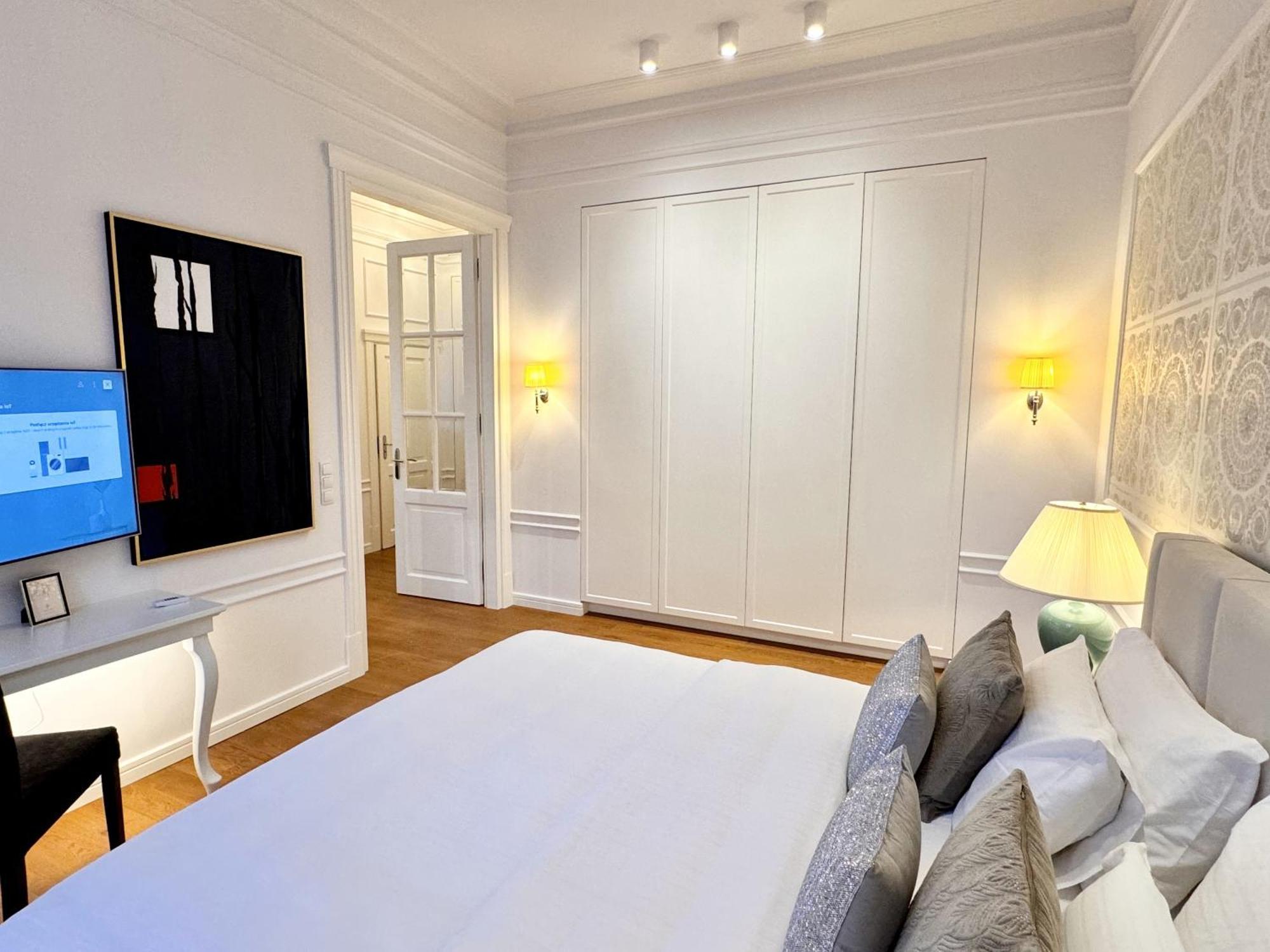 Mondrian Luxury Suites Unesco Old Town Варшава Номер фото